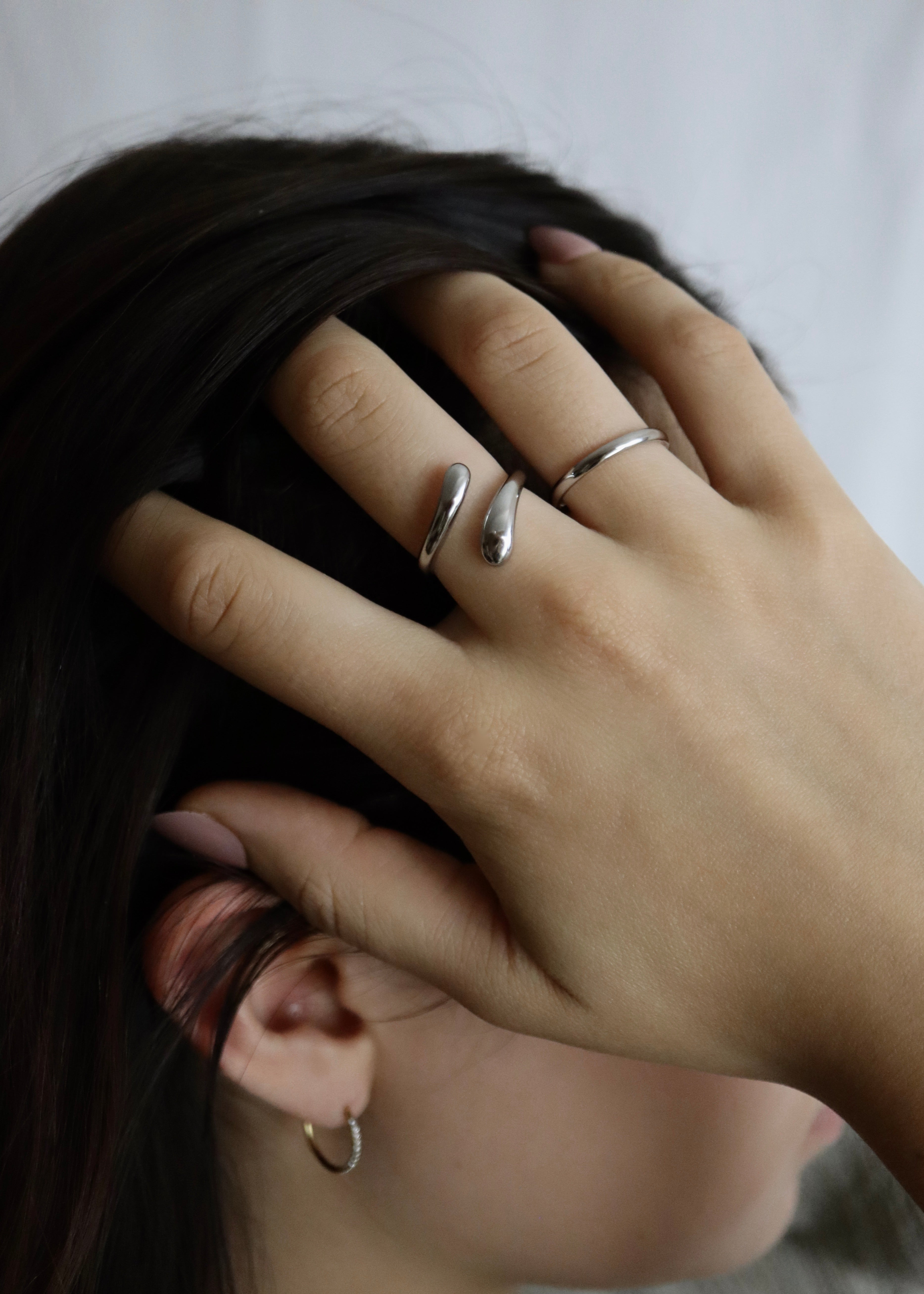 drop hug ring | R-26-113