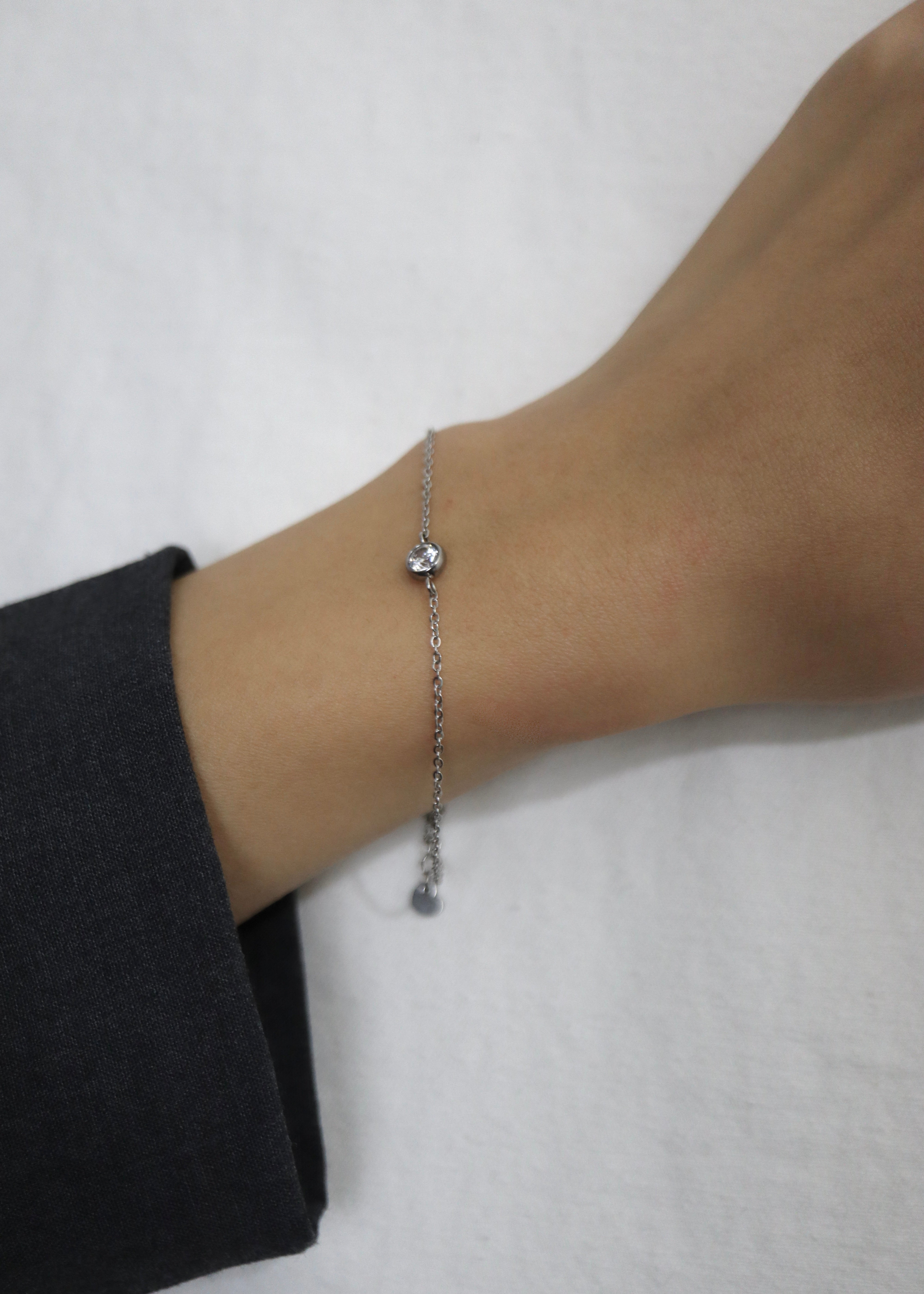 zir line bracelet | B-24-109